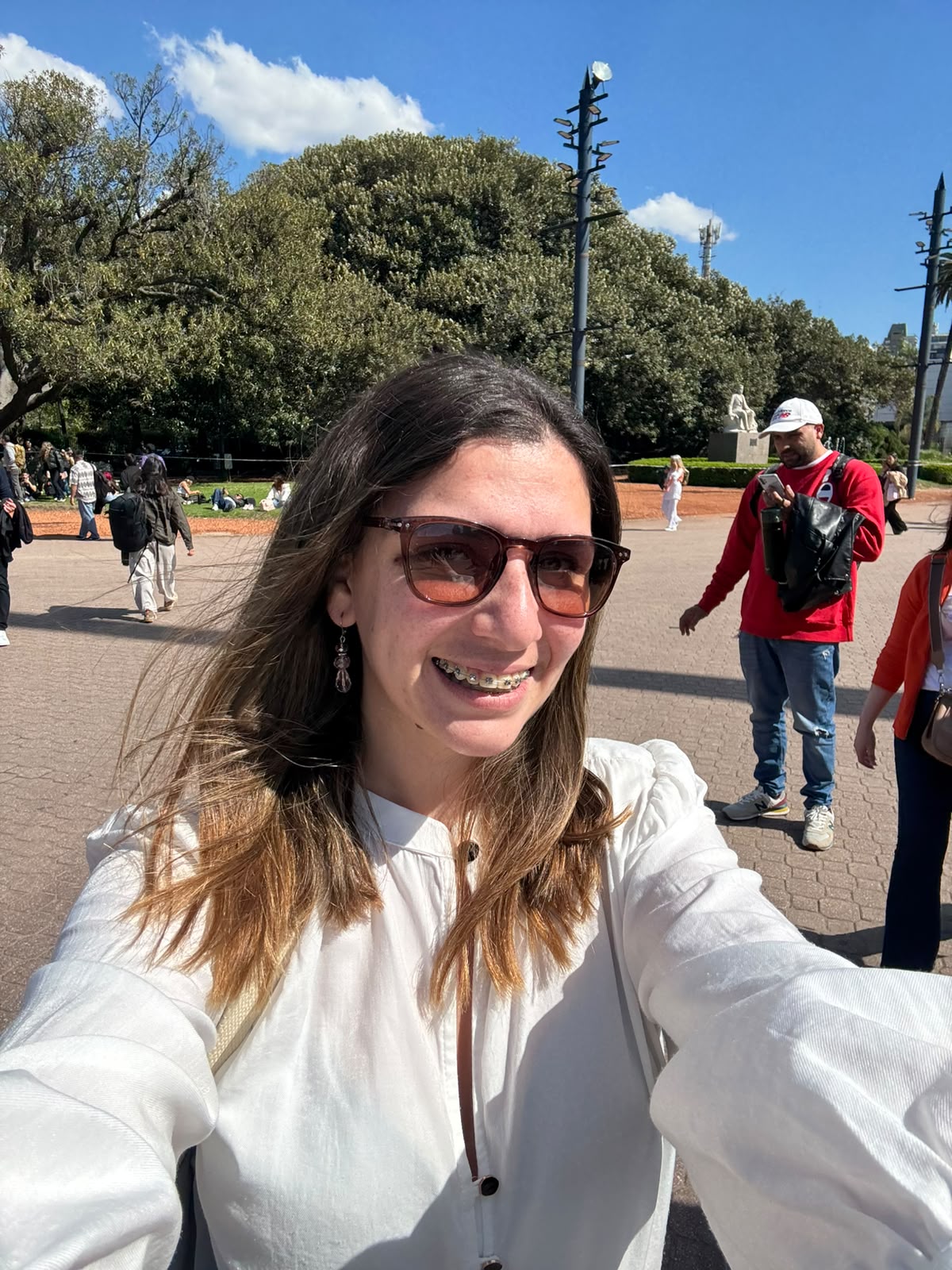 Melanie Tolosa al aire libre